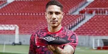 Guayos exclusivos de Umbro para Paolo Guerrero