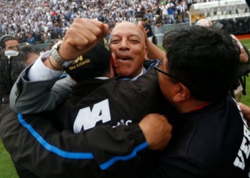 Roberto Mosquera, DT peruano que estuvo cerca del Cúcuta Deportivo