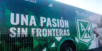 Atlético Nacional presentó el nuevo diseño de su bus