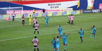 “Millonarios está en su fiesta de 15: de rosado y bailado”