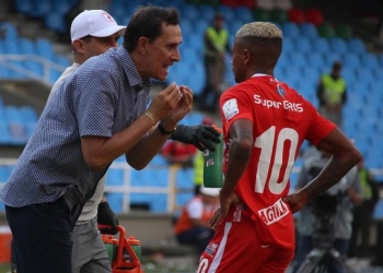 ¿Qué hacen los futbolistas de América de Cali tras la suspensión de entrenamientos?