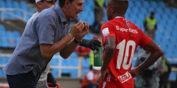 ¿Qué hacen los futbolistas de América de Cali tras la suspensión de entrenamientos?