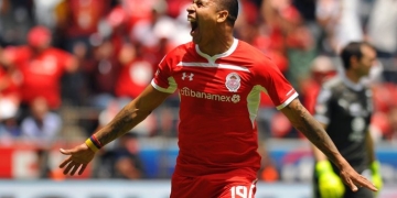 Felipe Pardo, ¡obligado a cubrir una cintilla de Colombia!