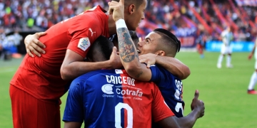 Los titulares del DIM y del Club Libertad