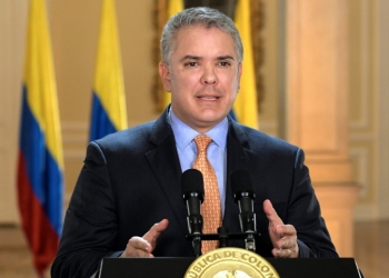 Prohíben llegada de vuelos internacionales desde el 23 de marzo