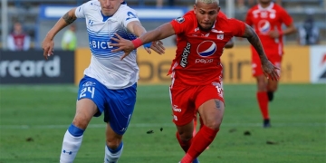 Duván Vergara criticó a hinchas de Universidad Católica: «eso no puede pasar»