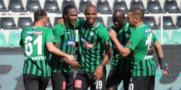 Golazo de Hugo Rodallega en la Liga de Turquía