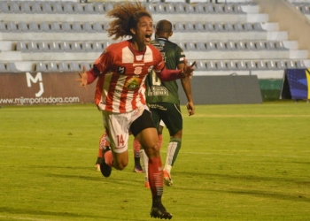 ¿Qué ha pasado con la carrera de Stiven Tapiero?