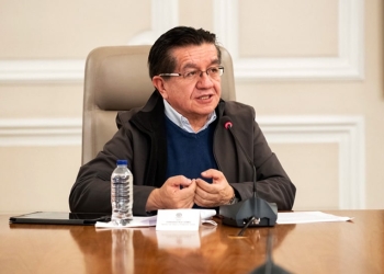 «Cuarentena flexible»: la propuesta de Fernando Ruiz, ministro de Salud