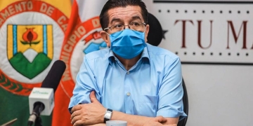 Ministro Fernando Ruiz devolvió las esperanzas al fútbol: hay posibilidad de jugarlo a puerta cerrada