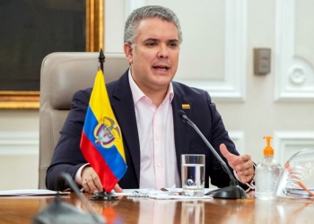 Iván Duque no ve claro aún el regreso del fútbol colombiano