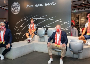 Bayern Múnich presenta su colección de tapabocas con fines benéficos
