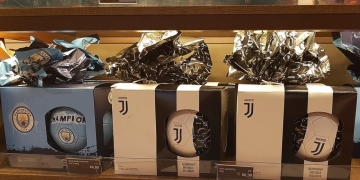 Fabricante de chocolates hizo huevos de pascua futboleros