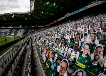Los hinchas de cartón que estrenó Borussia Mönchengladbach en la Bundesliga