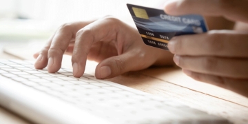 ¿Qué le cobran los bancos al Gobierno por el Ingreso Solidario?