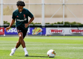 Juan Guillermo Cuadrado, titular en Juventus vs. Napoli de Copa Italia 2019-20