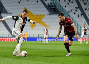 El impresionante minuto de silencio en Juventus FC vs. AC Milan de Copa Italia 2019-20