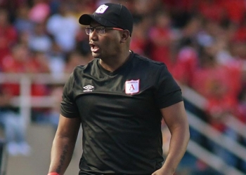 Jersson González: «Sería muy lindo que la hinchada de América de Cali confiara en nuestro trabajo»