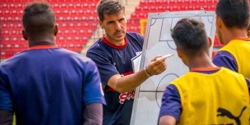«Desde hace días está arreglado: Juan Cruz Real será el entrenador de América de Cali»