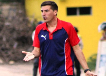 Tulio Gómez niega que Juan Cruz Real ya sea el DT de América de Cali