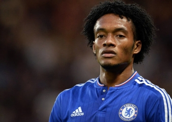 Juan Guillermo Cuadrado fue incluido en el «peor once que ganó la Premier League»
