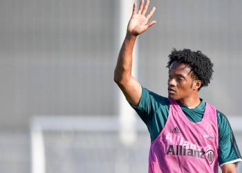 Juan Guillermo Cuadrado, inicialista en Juventus vs. Torino de Serie A 2019-20
