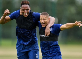 Cómo ver en Colombia a Yerry Mina en Everton vs. Southampton de Premier League 2019-20