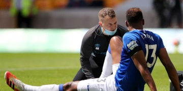 La increíble forma en que Yerry Mina volvió a lesionarse