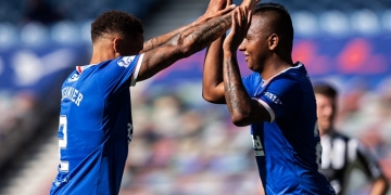 Steven Gerrard está decepcionado por el cambio de Alfredo Morelos