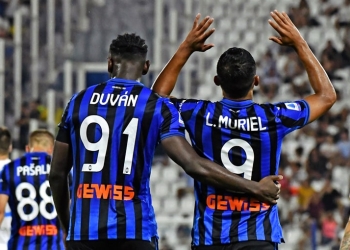 Atalanta vs. PSG: Duván Zapata, titular; Luis Muriel espera en la suplencia