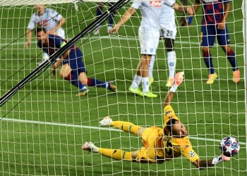Napoli, de David Ospina, perdió con Barcelona y se despidió de la Champions League 2019-20