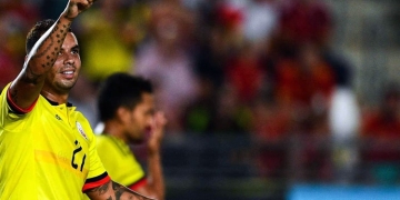 Edwin Cardona viaja a Argentina y ya lo esperan en Boca Juniors