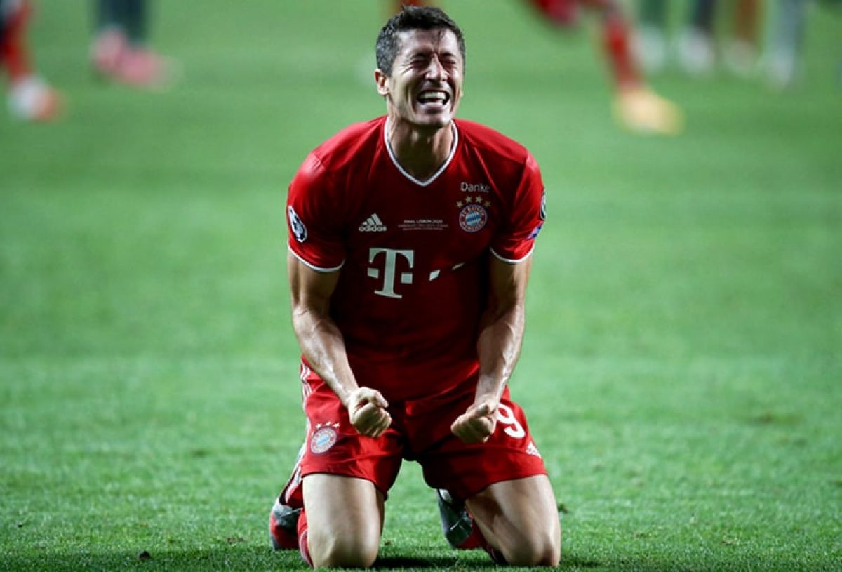 celebración de robert lewandowski