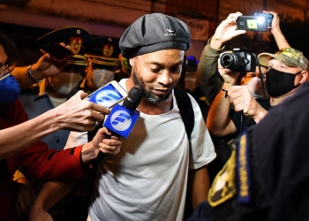 Ronaldinho no seguirá en arresto domiciliario y podrá regresar a Brasil