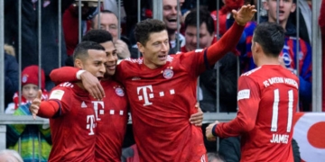 El día en que hinchas del Bayern eligieron a James Rodríguez sobre Gnabry y Lewandowski