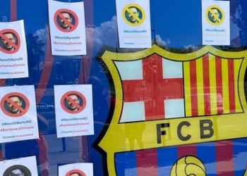 Hinchas del Barcelona: «Messi sí, Bartomeu no»