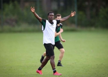 Marlos Moreno ya entrena en Bélgica con Lommel SK