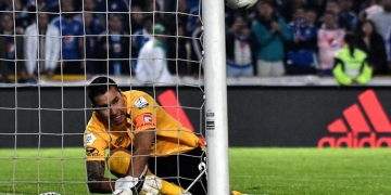 Titular de Santa Fe contra Pereira en la fecha 9 de la Liga 2020-I