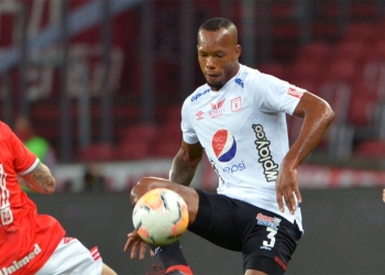América de Cali confirma los 5 futbolistas que salen del plantel