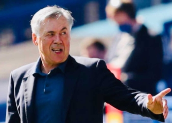 Carlo Ancelotti: ¡Foto con James Rodríguez y mensaje!