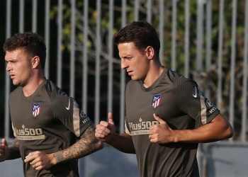 Santiago Arias: ¿De posible compañero a rival de James Rodríguez?
