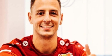 El 11 ideal al que llega Santiago Arias en Bayer Leverkusen