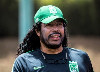 René Higuita y su video viral acariciando una gallina ¡Hubo explicación!