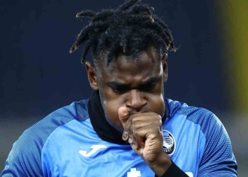 Representante de Duván Zapata no se explica por qué no hay ofertas