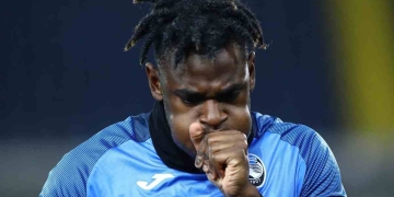 Representante de Duván Zapata no se explica por qué no hay ofertas