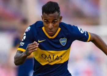 Sebastián Villa podría reaparecer con Boca Daniela Cortés lo respalda