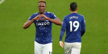 Yerry Mina y su felicidad por compartir con James Rodríguez en Everton
