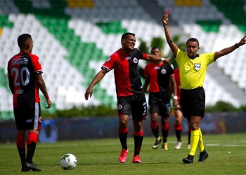 Cúcuta Deportivo, Alcatraz García y “si esto me cuesta la salida, lo asumo con altura”