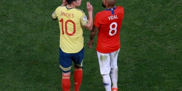 El día en que Arturo Vidal apoyó a la Selección Colombia… ¡por James Rodríguez!