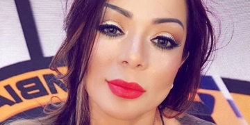 Amparo Grisales recordó foto donde posa como Dios la trajo al mundo